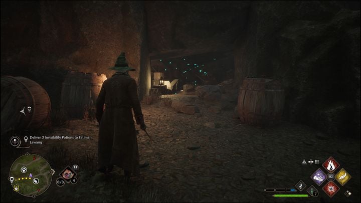 W jednym miejscu motyle są bardzo ukryte, musicie zniszczyć ścianę skonstruowaną z kilkudziesięciu kamieni (będzie podświetlona na niebiesko dzięki Revelio) za pomocą potężniejszego zaklęcia, jak np - Hogwarts Legacy: Zakazany Las - wszystkie Łamigłówki Merlina - Hogwarts Legacy - poradnik do gry