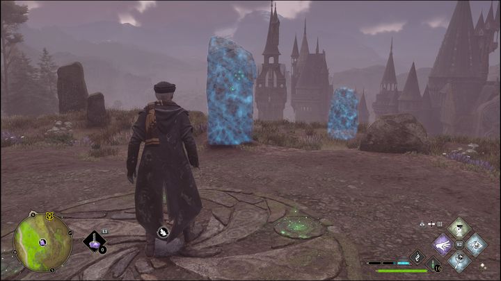 Aby rozwiązać Łamigłówkę Merlina, będziecie musieli zniszczyć pięć kamiennych bloków za pomocą potężnego zaklęcia, jak np - Hogwarts Legacy: Południowy Rejon Hogwartu - wszystkie Łamigłówki Merlina - Hogwarts Legacy - poradnik do gry