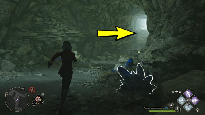 Skręćcie w prawo i podążajcie korytarzem, aż dotrzecie do komnaty z grupą goblinów - Hogwarts Legacy: Skrzynie skarbów Dolina Hogwartu (Hogwarts Valley) - Hogwarts Legacy - poradnik do gry