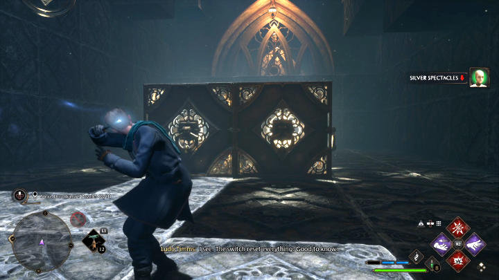 Zresetujcie puzzle, strzelając w podwieszony świecący element po lewej stronie - Hogwarts Legacy: Sala Herodiany (The Hall of Herodiana) - Hogwarts Legacy - poradnik do gry