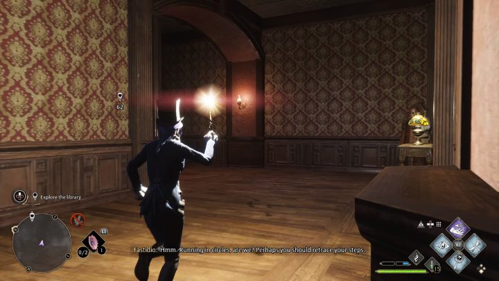 Znajdziecie się z powrotem w pustym pokoju z kilkoma manekinami - Hogwarts Legacy: Jak zbadać bibliotekę w queście Pilnowanie swojego nosa (Minding Your Own Business)? - Hogwarts Legacy - poradnik do gry