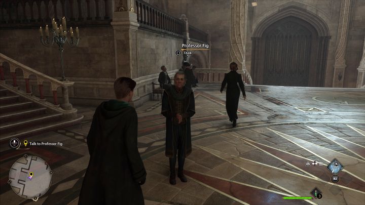 Profesor Fig również przebywa w Centralnej Sali - Hogwarts Legacy: Witaj w Hogwarcie (Welcome to Hogwarts) - Hogwarts Legacy - poradnik do gry