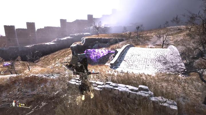 Magic Parkour (domyślnie O na PS5) to specjalna zdolność, dzięki której Frey porusza się niezwykle zwinnie, automatycznie przeskakuje nad przeszkodami i przeciwnikami, a do tego unika ataków wrogów (poza tymi, które sygnalizowane są czerwonym kolorem) - Forspoken: Porady na start - Forspoken - poradnik do gry