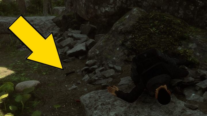 Latarka leży tuż przy zwłokach, po lewej stronie - Sons of the Forest: Gdzie znaleźć latarkę? - Sons of the Forest - poradnik do gry