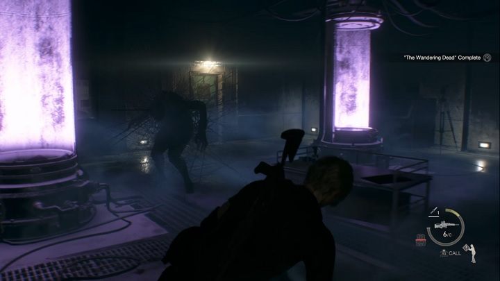 Kiedy przeciwnik się zatrzyma i będzie drżeć przed następującym wybuchem, oznacza to, że walka dobiegła końca - Resident Evil 4 Remake: The Wandering Dead - Resident Evil 4 Remake - poradnik do gry