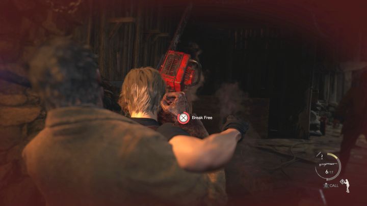 W trakcie rozgrywania tej walki oprócz kobiet z piłami łańcuchowymi musicie też uważać na standardowych wrogów - będą tu docierali głównymi drzwiami - Resident Evil 4 Remake: Jak pokonać bossów Chainsaw Sisters? - Resident Evil 4 Remake - poradnik do gry
