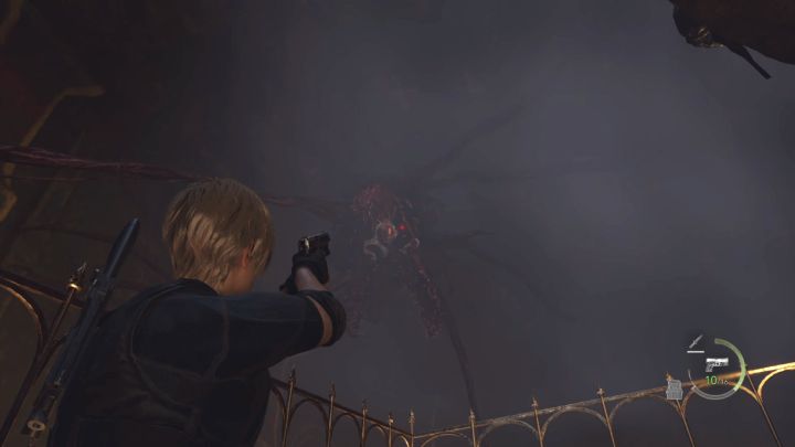 Po tym jak Ramon oddali się przełączcie się na broń do ataków dystansowych i ostrzeliwujcie bossa za każdym razem gdy się odsłoni - Resident Evil 4 Remake: Jak pokonać bossa Ramon Salazar? - Resident Evil 4 Remake - poradnik do gry