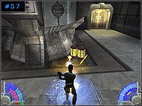 Wyjdź z sali korzystając z windy lub przez drzwi na dole i dalej widną w górę, by znaleźć się w znanym Ci miejscu - przejściu do górnej części sali z generatorami - Emergency Assistance - Bakura cd. | Zestaw #1 | Jedi Knight Jedi Academy - Star Wars Jedi Knight: Jedi Academy - poradnik do gry