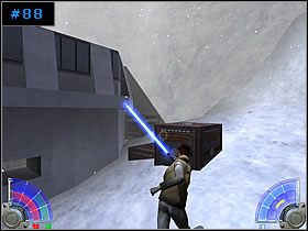 Z bramą znajdują się wielkie wrota, w które wjedź - Lodowe pustkowia - Hoth | Kontynuacja | Star Wars Jedi Knight Jedi Academy - Star Wars Jedi Knight: Jedi Academy - poradnik do gry