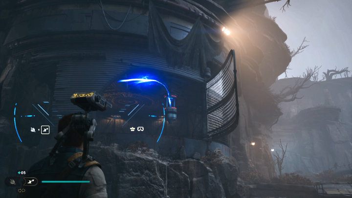 Stojąc na dole, użyjcie elektrycznej strzałki BD-1, aby przeciążyć obiekt i ruszyć ściankę po prawej stronie, po której dostaniecie się na drugą stronę - bieg należy rozpocząć w momencie, gdy ścianka zacznie wracać na swoje miejsce - Star Wars Jedi Survivor: Staw czoła Daganowi w obserwatorium na Koboh (Confront Dagan at the Koboh Observatory) - Star Wars Jedi Survivor - poradnik do gry