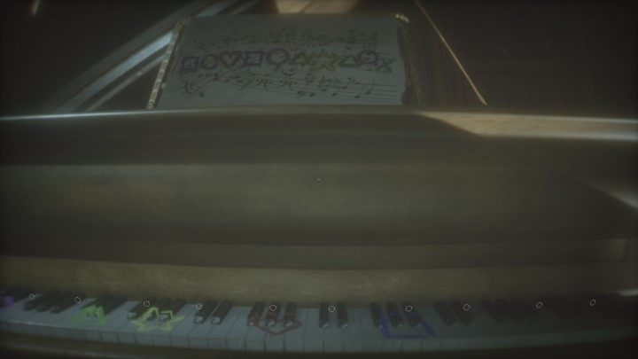 Pierwszym z nich będzie zagranie prostej melodii dzięki odpowiedniemu stukaniu w klawisze fortepianu - Layers of Fear (2023): Historia Córki opis przejścia - Layers of Fear 3 - poradnik do gry