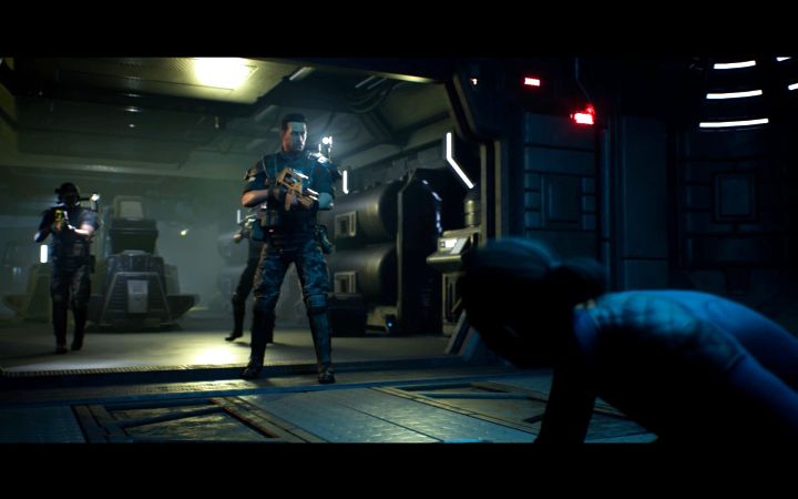 Po dotarciu do wyjścia z serwerowni dojdzie do małego pożaru, ale nie musicie już wykonywać żadnych dodatkowy czynności - Aliens Dark Descent: Jak uciec z serwerowni i unikać ksenomorfa? - Aliens Dark Descent - poradnik do gry