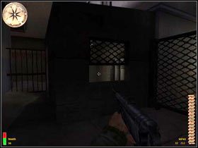 Jeśli chcesz możesz się zatrzymać i wejść do widocznej na screenie chatki - Bizerte Harbor (5) | MISJA 4 - Tunisia | MoH Alied Assault Breakthrough - Medal of Honor: Allied Assault - Breakthrough - poradnik do gry