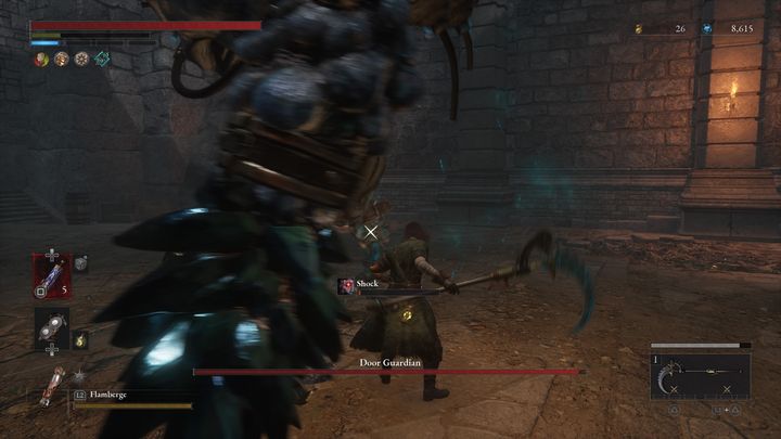 Ważne jest to, aby pamiętać o zachodzeniu go od boku i znajdywać się za jego plecami - Lies of P: Jak pokonać bossa Strażnika drzwi? - Lies of P - poradnik do gry