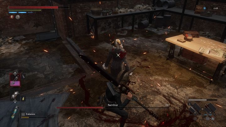 Gdy znajdujecie się za plecami bossa, upewnijcie się, pojawia się typowy znacznik potwierdzającywykonanie śmiercionośnego ataku - Lies of P: Jak pokonać bossa Ocalały? - Lies of P - poradnik do gry