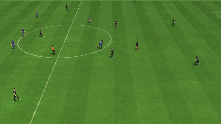 Płaskie podania (X/A) to często używana technika w rozgrywaniu piłki zarówno z pola karnego, jak i w środku pola, a nawet pod polem karnym przeciwnika - EA Sports FC 24: Podania - EA Sports FC 24 - poradnik do gry