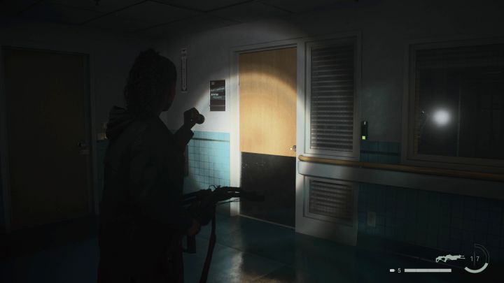 1 - Alan Wake 2: Zagadka klamki do warsztatu z karabinem myśliwskim - Alan Wake 2 - poradnik do gry