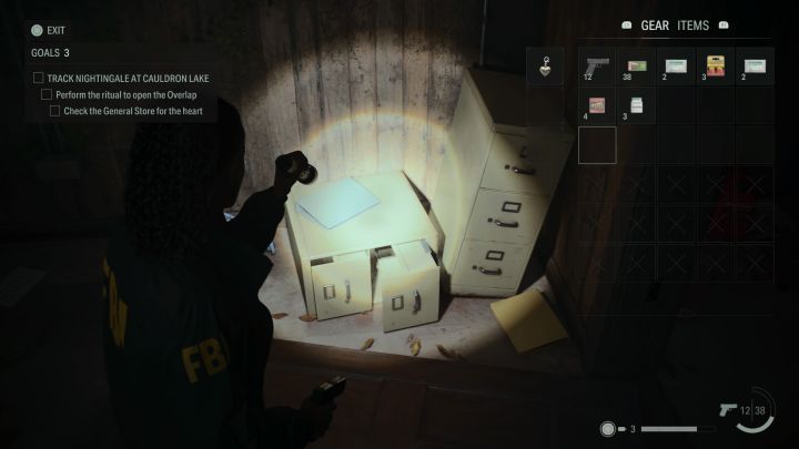 Na stronie Powiększenie inwentarza jest lista lokacji, w których możecie znaleźć te sekretne obiekty - Alan Wake 2: Porady na start - Alan Wake 2 - poradnik do gry