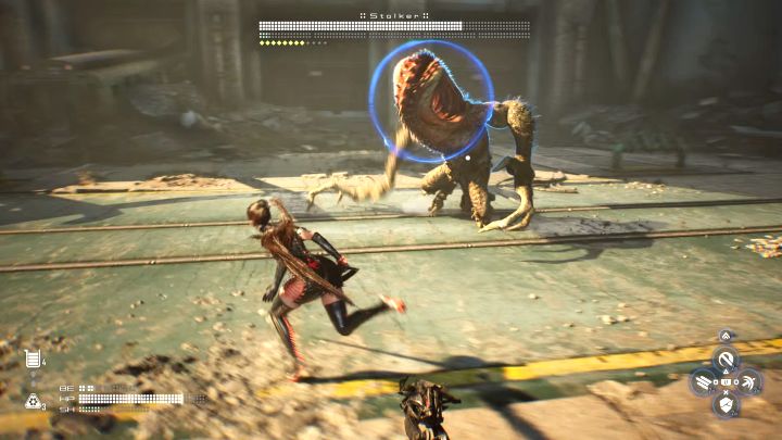 Boss może zdecydować się na użycie - Stellar Blade: Jak pokonać bossa Tropiciel? - Stellar Blade - poradnik do gry