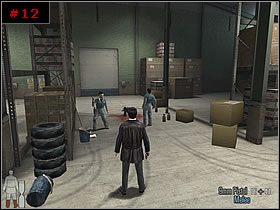 Zebrałem pozostawioną na pastwę losu broń i skorzystałem z mniejszych drzwi [#13] z lewej - [PART I] Chapter I - Max Payne 2: The Fall Of Max Payne - poradnik do gry