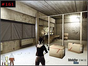 Po wyjściu na świeże powietrze zdjęłam od razu człowieka siedzącego po mojej prawej, w górze, oraz jednego dokładnie pode mną - [PART II] Chapter V - Max Payne 2: The Fall Of Max Payne - poradnik do gry