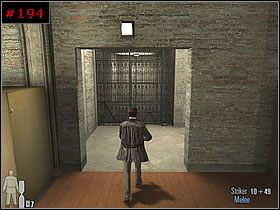 Przejdź przez drzwi do kolejnej sali, podchodząc do otwartych wrót z lewej [#195] - [PART III] Chapter II - Max Payne 2: The Fall Of Max Payne - poradnik do gry