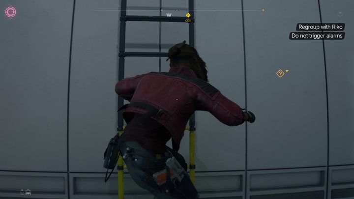 Skorzystajcie z pomocy Nixa by odwrócić uwagę przeciwników, którzy mogą znajdować się w okolicy i szybko czmychnijcie na drabinę na końcu pomieszczenia - Star Wars Outlaws: Prawda - solucja, opis przejścia - Star Wars Outlaws - poradnik do gry