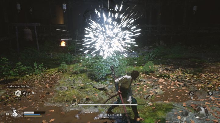 Już na samym początku warto skorzystać z transformacji Czerwonego Przypływu, aby nałożyć na bossa efekt ognia - Black Myth Wukong: Jak pokonać bossa Król Czarny Wiatr (Black Wind King)? - Black Myth Wukong - poradnik do gry