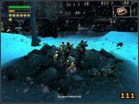 Z powrotem biegnij pod kolumny i przedostań się pod gruzowiskiem na plac (110) - High Scholl | Solucja | Freedom Fighters - Freedom Fighters - poradnik do gry