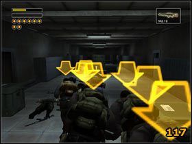 Przejdź przez pierwszy rękaw, zdobądź salę gimnastyczną (115) i schodami udaj (116) się na korytarz z szafkami (117) - High Scholl | Solucja | Freedom Fighters - Freedom Fighters - poradnik do gry