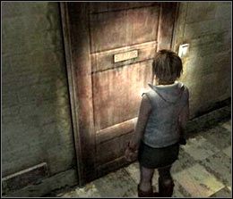 Jeśli chcesz możesz trochę się tu porozglądać chociaż nie znajdziesz nic ciekawego - [Solucja Silent Hill 3] Apartment cz.1 - Silent Hill 3 - poradnik do gry