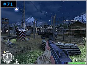 Jako że moi koledzy znajdowali się już we wnętrzu kompleksu, ja też szybko minąłem wejście i ustawiłem się z lewej strony pojazdu - [Amerykanie Misja 7] POW Camp - Call of Duty - poradnik do gry