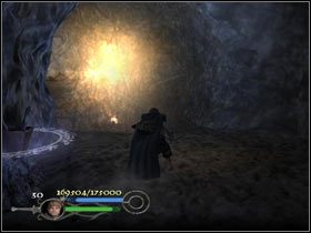 Na końcu tunelu zostaniesz zablokowany przez wielką pajęczynę - ciśnij w nią pochodnią, a wnet się spali - Shelob's Lair (1) - Szlak Froda i Sama - Władca Pierścieni: Powrót Króla - poradnik do gry