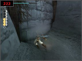 Po pniu przechodzimy nad przepaścią [221] , a następnie rozbijamy mur na końcu tunelu [222] - A cavern of ladders - Prince of Persia: Piaski Czasu - poradnik do gry