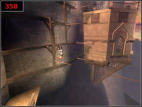 Na balkon wydostajemy się rozbijając drzwi [357] - Farah, come back! - Prince of Persia: Piaski Czasu - poradnik do gry