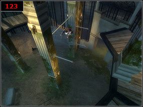 Gdy brama do klatki się otworzy [122] , rozpoczynamy wspinaczkę po drążkach [123] - A top a bird cage - Prince of Persia: Piaski Czasu - poradnik do gry