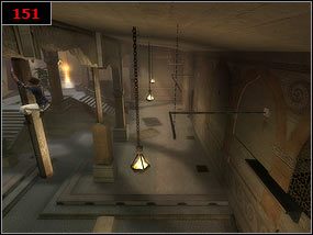 Przesuwamy dźwignię [150] , dzięki czemu poziom wody opada i możemy dostać się na zawieszone pod sufitem pręty a z nich na kolumny [151] - Above the baths - Prince of Persia: Piaski Czasu - poradnik do gry