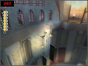 Wchodzimy na platformę i gdy ona podjedzie do góry skaczemy na taras [296] , a z niego odbijając się z drążka na drążek wskakujemy na górę [297] - Hall of learning coutyards - Prince of Persia: Piaski Czasu - poradnik do gry