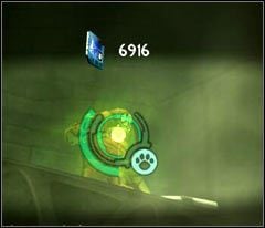 Boss co jakiś czas wskakuje na wyższe piętro, będziesz więc musiał skorzystać z zoomu - 25 Nutripils Factory | Beyond Good & Evil - Beyond Good & Evil - poradnik do gry