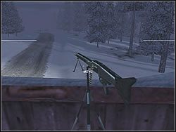 Czas wybrać jednego żołnierza (proponuję tego który był w podziemiach, z cichą bronią) i rozstawić drużynę w bazie - Rendezvous | Operation Snowball do Hidden and Dangerous 2 - Hidden and Dangerous 2 - poradnik do gry