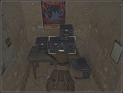 Gdy załatwisz wszystkich oponentów i porozmawiałeś z mechanikiem, możesz udać się do pomieszczenia z radiem i nadać komunikat - Guests cd. | Operation Nomad | Hidden and Dangerous 2 - Hidden and Dangerous 2 - poradnik do gry
