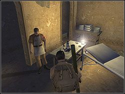 Od razu weź jednego człowieka (operatora bazooka) i przejdź nim do szpitala - Caravan | Operation Nomad | Hidden and Dangerous 2 - Hidden and Dangerous 2 - poradnik do gry