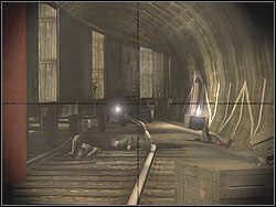 Do tego z okolicy brązowych wagonów zacznie wybiegać masa oponentów - Mole in the Hole cd. | Operation Liberator | Hidden and Dangerous 2 - Hidden and Dangerous 2 - poradnik do gry