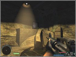 Zaraz znajdziesz się w korytarzu z dwoma najemnikami oraz całą masą mutantów - Misja 10 - Control | Far Cry - Far Cry - poradnik do gry