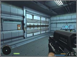 Teraz idź dalej przed siebie i otwórz bramę po lewej - Misja 18 - Factory | Far Cry - Far Cry - poradnik do gry