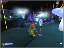 Włóż Kryształ Króla Wiedźm do wystającej z ziemie różdżki, dzięki czemu uruchomisz platformy - 03 - Troll-Hole | The Hobbit - The Hobbit - poradnik do gry