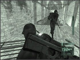 Ty w tym czasie przemieść się w stronę windy i gdy strażnicy będą szukać czegoś czego nie ma, wbiegnij do niej - Jerusalem - część 5 | Israel | Tom Clancys Splinter Cell Pandora Tomorrow - Tom Clancys Splinter Cell: Pandora Tomorrow - poradniki