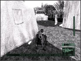 Gdy będzie odwrócony plecami, podbiegnij pod płot dający dobry cień - Kundang - część 1 | Indonesia | Tom Clancys Splinter Cell Pandora Tomorrow - Tom Clancys Splinter Cell: Pandora Tomorrow - poradniki