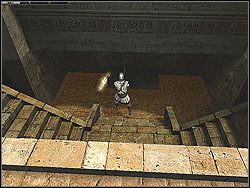 Umożliwisz sobie w ten sposób przejście do zalanego wcześniej terenu, kryjącego nowy miecz (scimitar) - [Misja 8] Acre - The Ancien City | Knights of the Temple Infernal Crusade - Knights of the Temple: Infernal Crusade - poradnik do gry