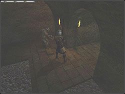 Zaraz na starcie zejdź po schodach do niższego korytarza i zabij czekającego w nim wojownika - [Misja 16] Below Jerusalem | Knights of the Temple Infernal Crusade - Knights of the Temple: Infernal Crusade - poradnik do gry